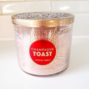 Bath & Body Works Champagne Toast 3 Wick Candle